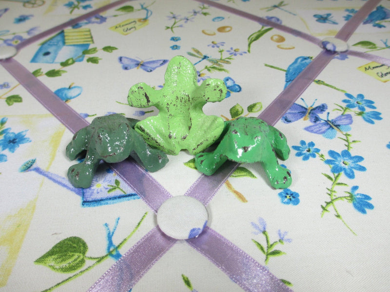 Tree Frog Cast Iron Paperweight Set of 3 Shabby Chic