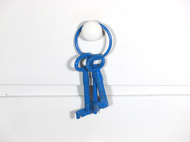 Skeleton Keys Shabby Chic Cast Iron Garden Vintage-Inspired