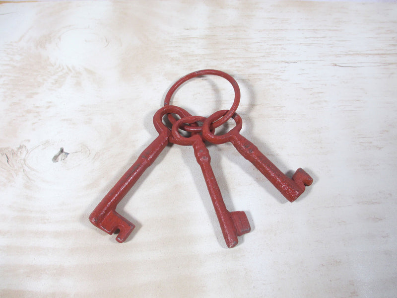 Skeleton Keys Shabby Chic Cast Iron Garden Vintage-Inspired
