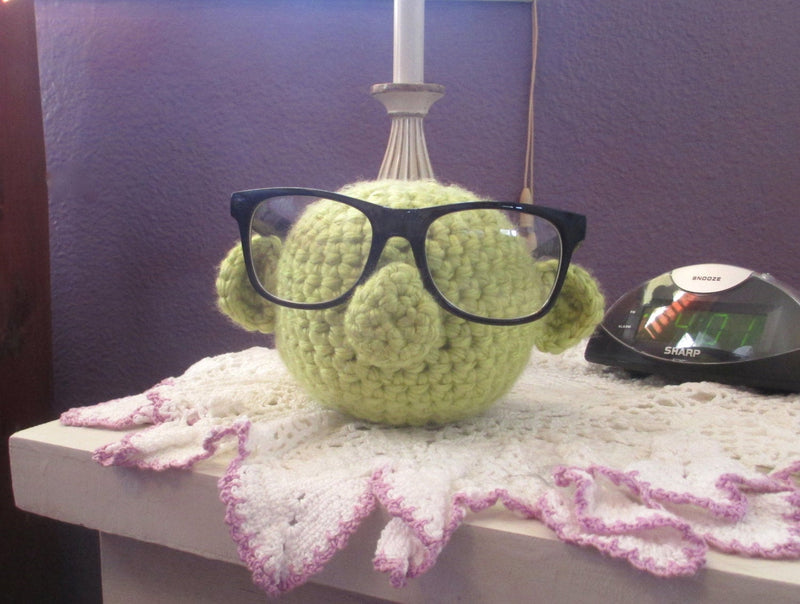 Dr Bunsen Honeydew Crochet Eyeglasses Holder