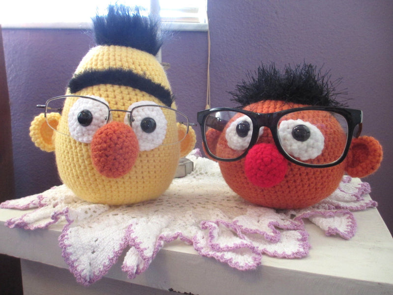Ernie Crochet Eyeglasses Holder